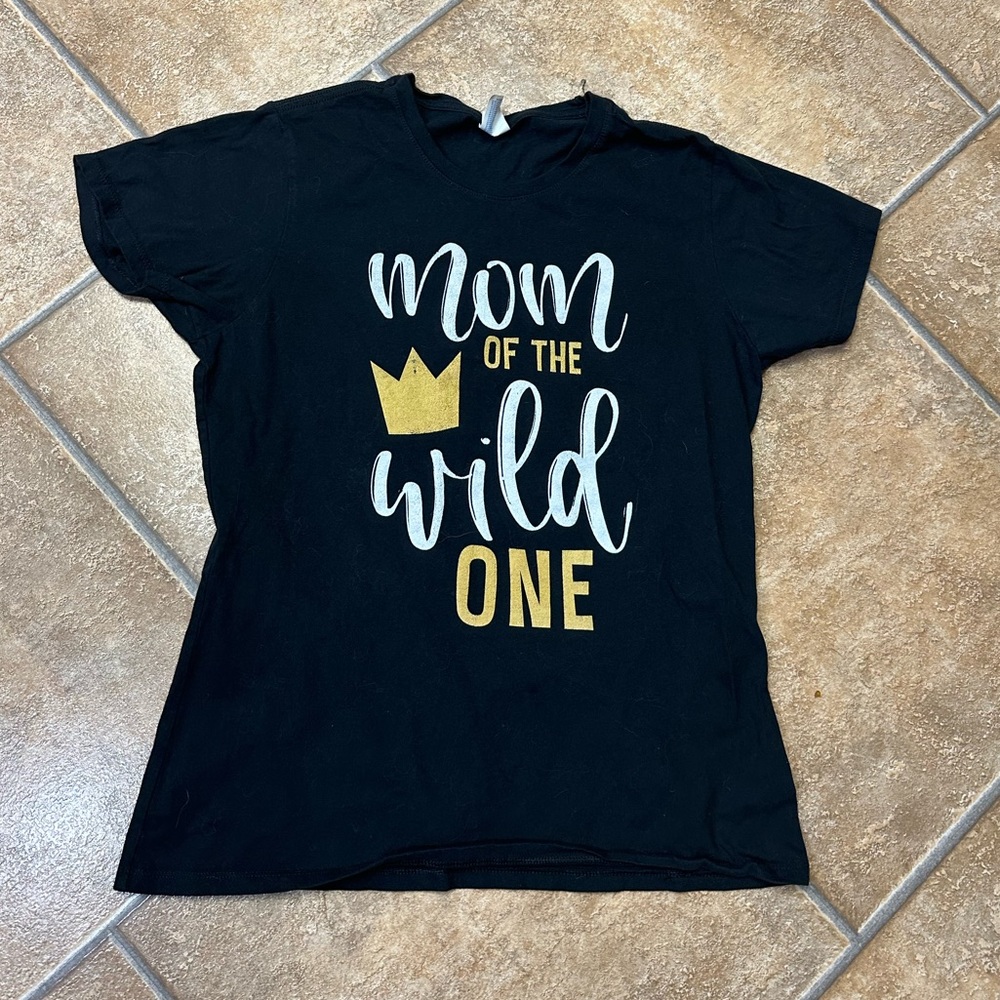 Mom of the wild one 1st birthday shirt for mom size large